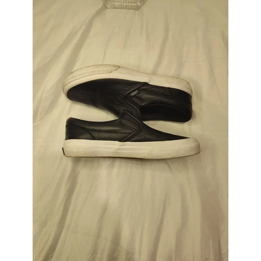 VANS Black Slip On US Kids Size 4- Skateboard Sneakers Off The Wall
